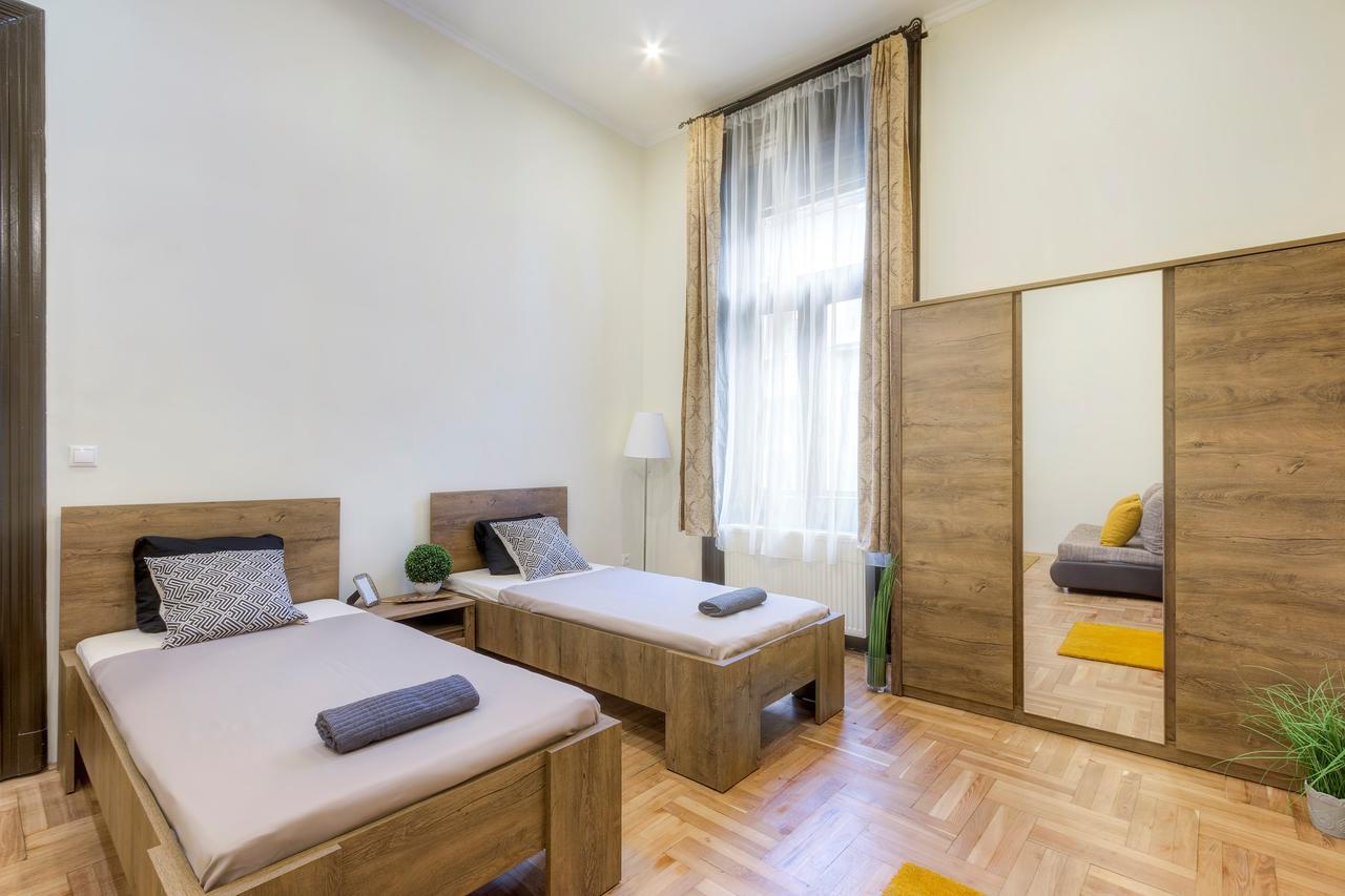 Real Apartments Klauzál Budapest Exterior foto